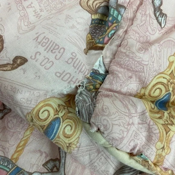 Handmade vintage lap quilt blanket carousel horses print 40.5” x 37” - Picture 7 of 11